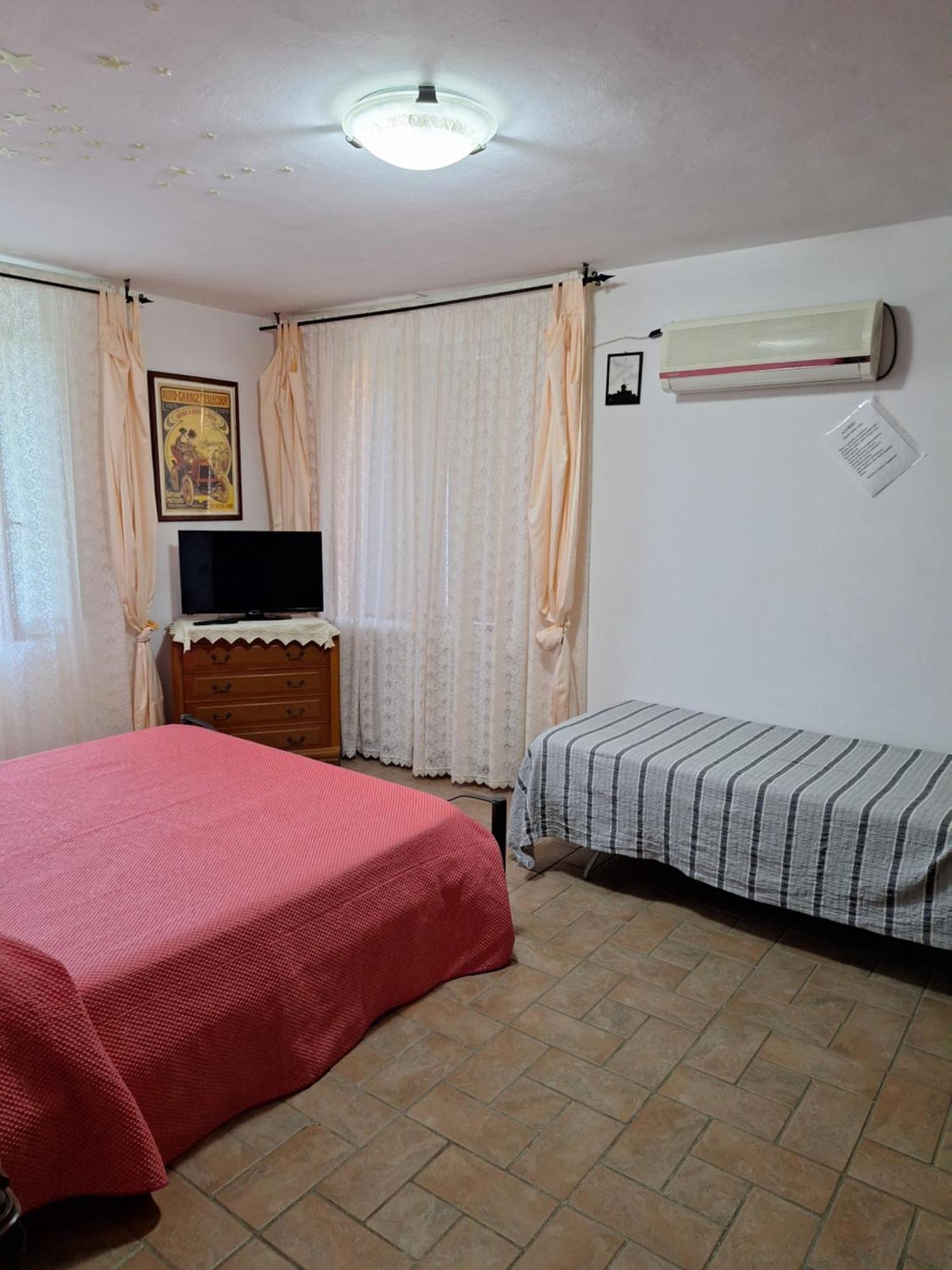 Hotel Mama' Castell'Anselmo Zimmer foto